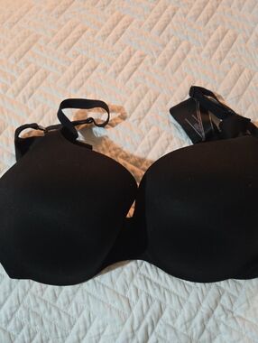 Victoria's Secret Black Moulded Everyday Bra